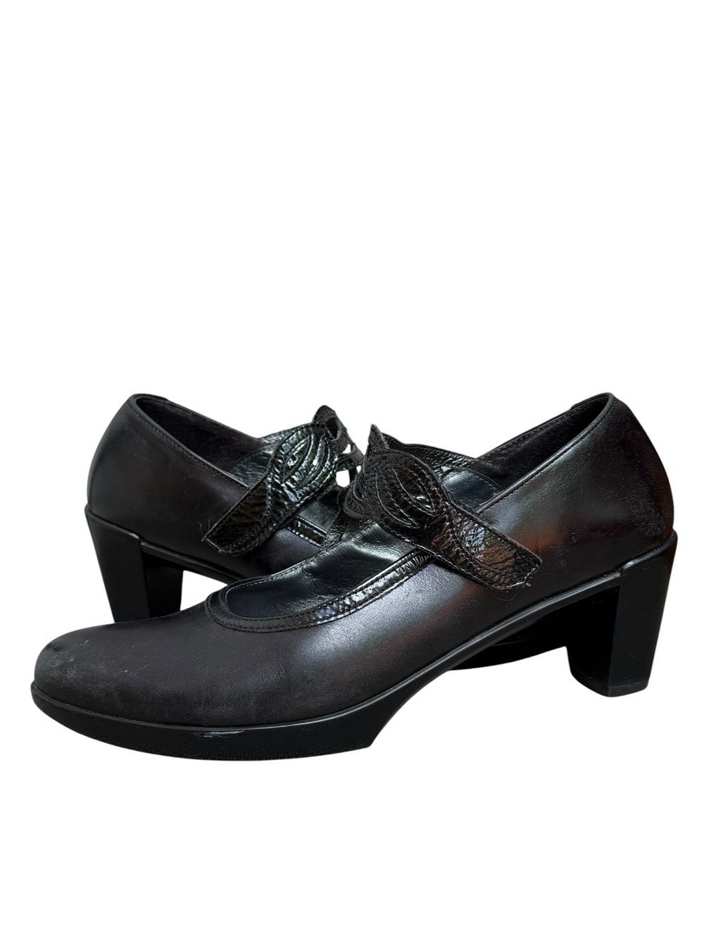 NAOT Luma Black Heeled Mary Janes Sz 39 8 8.5 Patent Leather Strap Israel $199